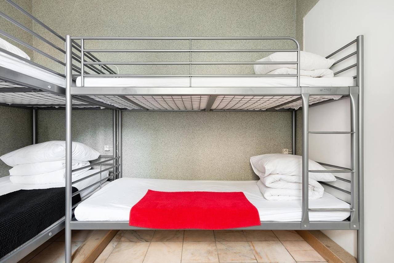 Cameleon Paris Guesthouse Pantin Luaran gambar