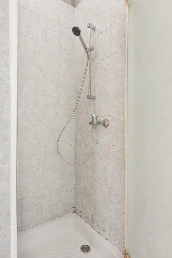Cameleon Paris Guesthouse Pantin Luaran gambar